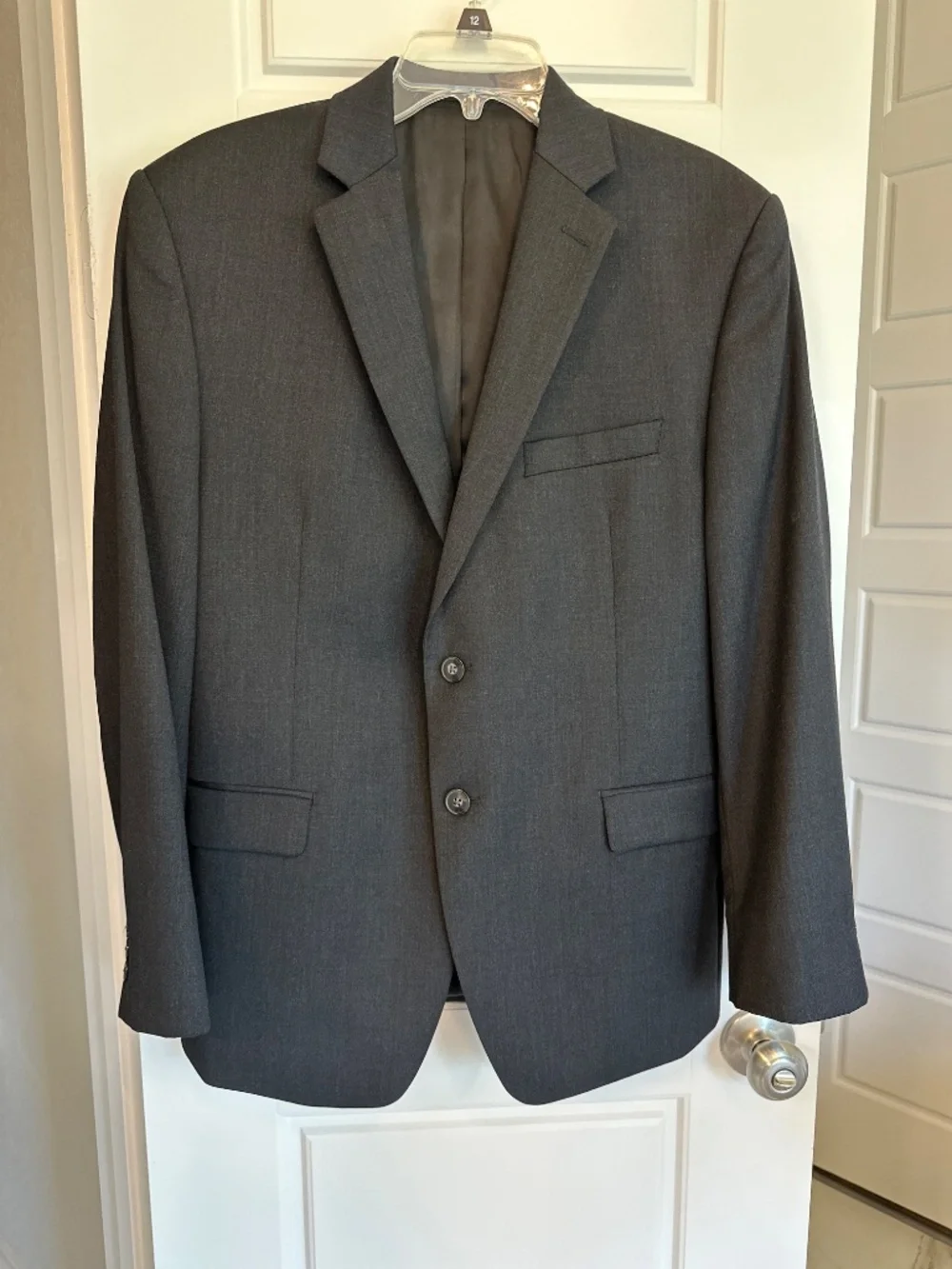 Calvin Klein 100% Wool Stretch Slim Suit – Black